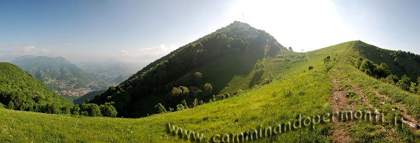 09 04039 Panoramica dalla Valle Brembana al Canto alto.jpg